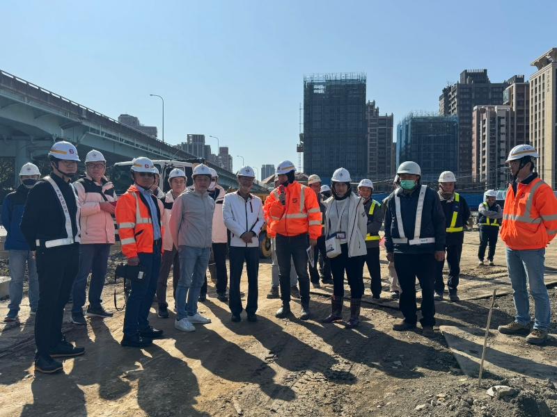 副市長工區視察