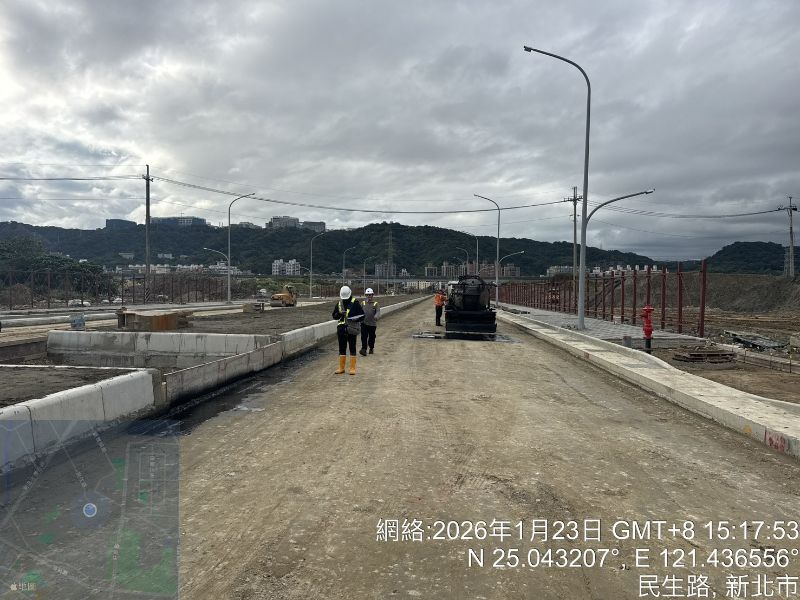 地政局副局長視察莊田路