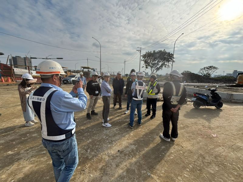 地政局長視察莊田路