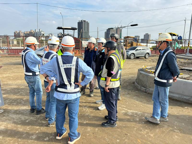 地政局長視察莊田路