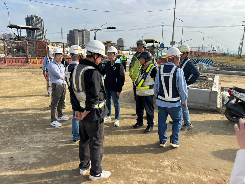 地政局長視察莊田路