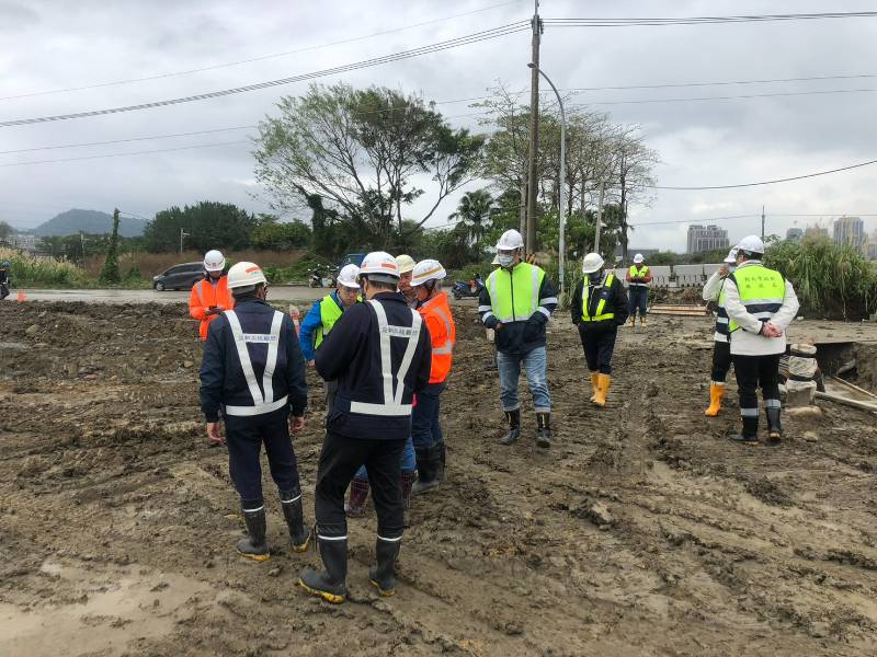 地政局副局長至工區視察